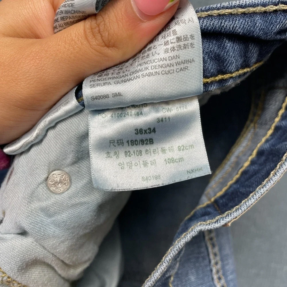 Levis levi 541